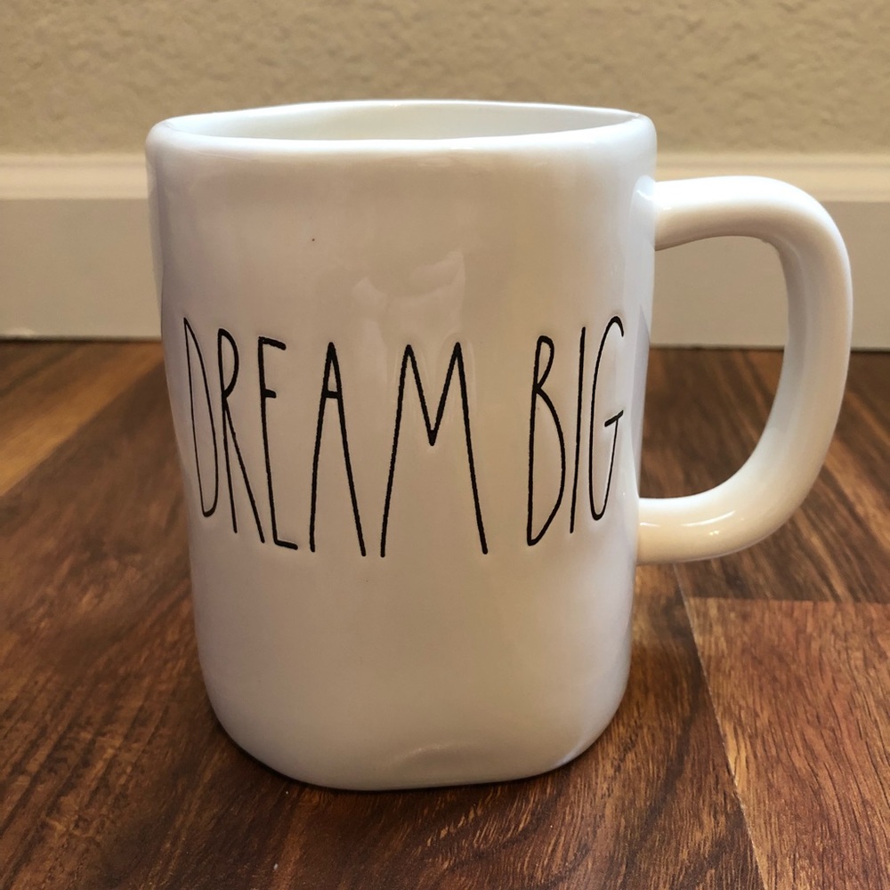 RAE DUNN - DREAM BIG MUG
